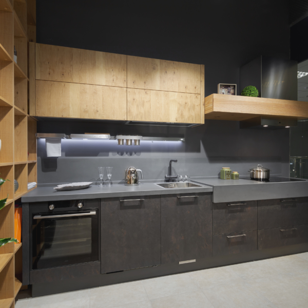 Scale wooden cabinets set for kitchen